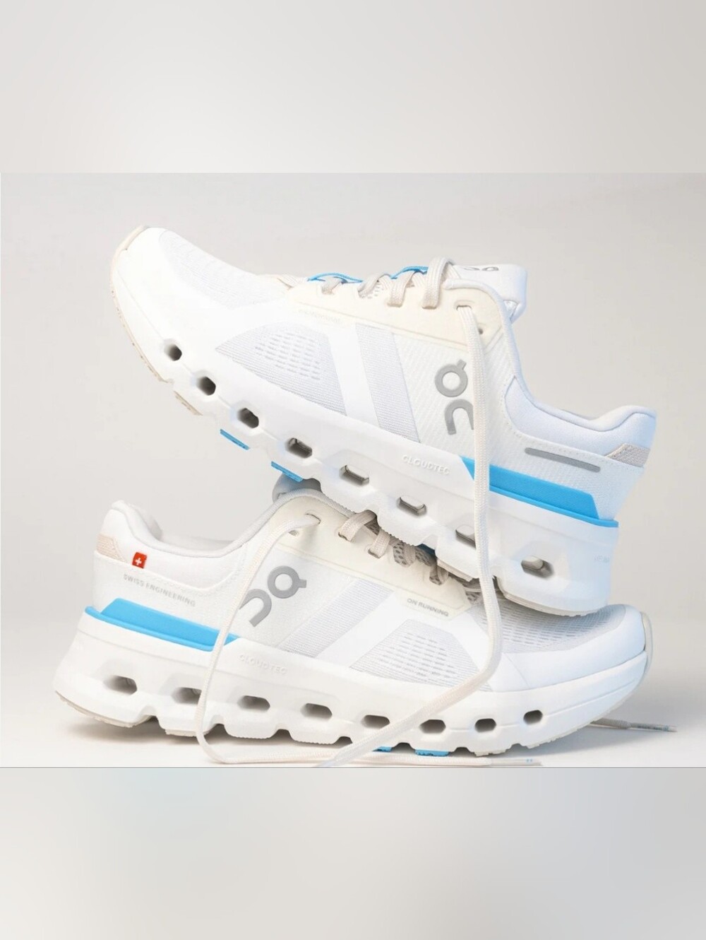 Size 10 - Women's On Running CLOYDRUNNER 2 White/Blue
